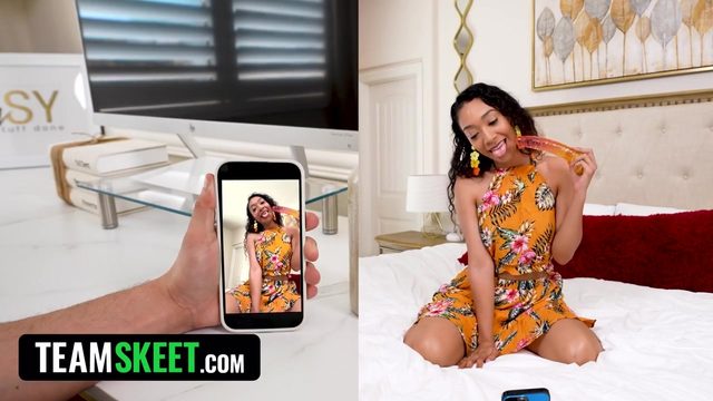 Брат, хватит меня фотографировать, давай лучше потрахаемся