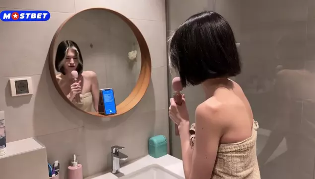 Сестра купила поломанный вибратор – пришлось помочь с оргазмом