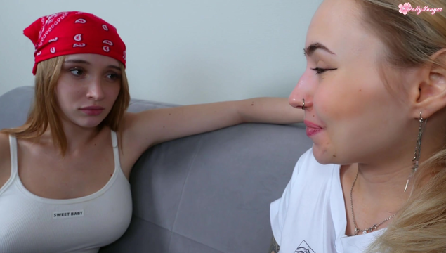 Две грудастые блондинки устроили тройничок со своим близким другом