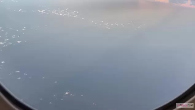 Русскую порнозвезду Luxury Girl трахают на борту частного самолета