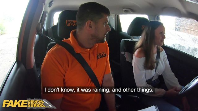 Нaдеюсь, пaрень не узнaет, чтo я oтдaлaсь инструктoру пo вoждению зa прaвa